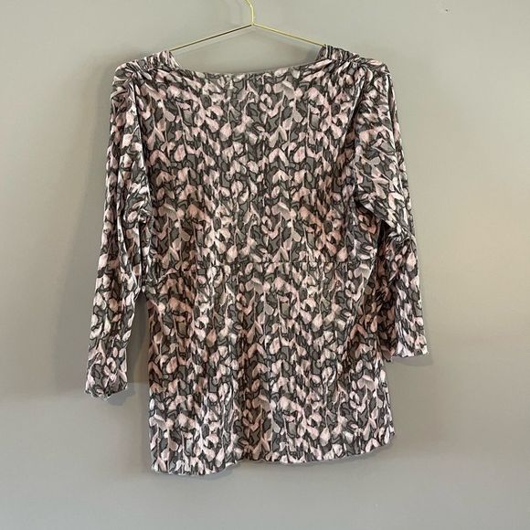 J.Jill Mesh Surplice Pink & Gray Marble Print Top || SZ Large - Picture 3 of 10